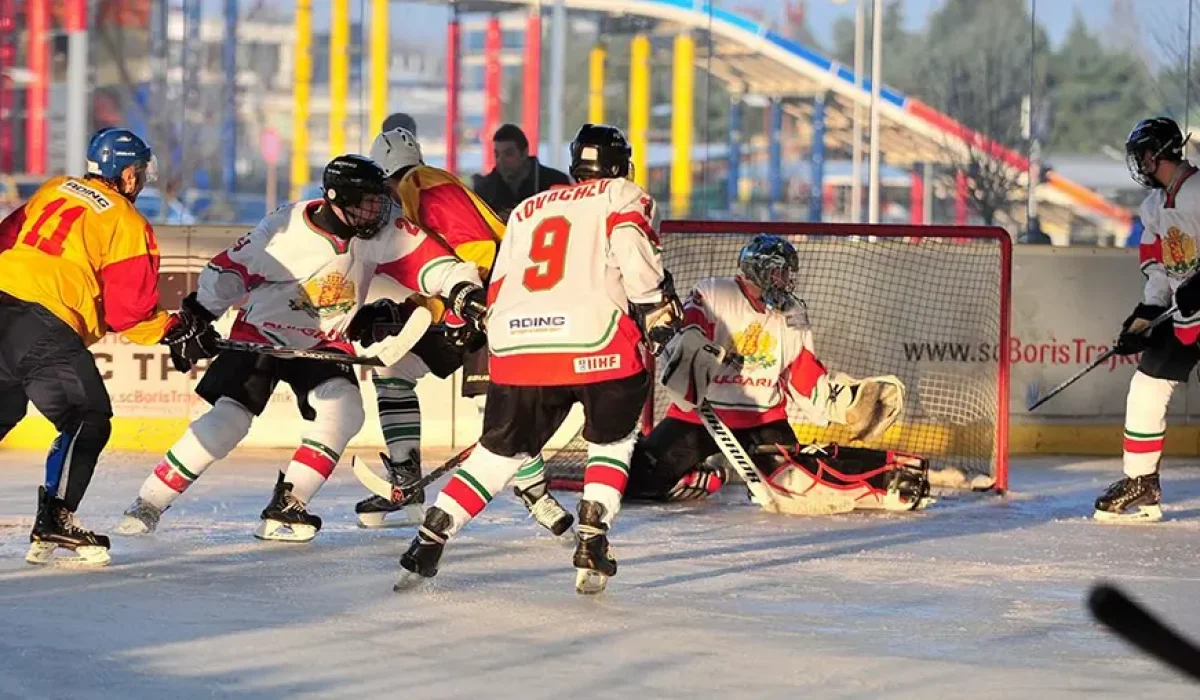 macedonia-bulgaria-ice-hockey-december-2014